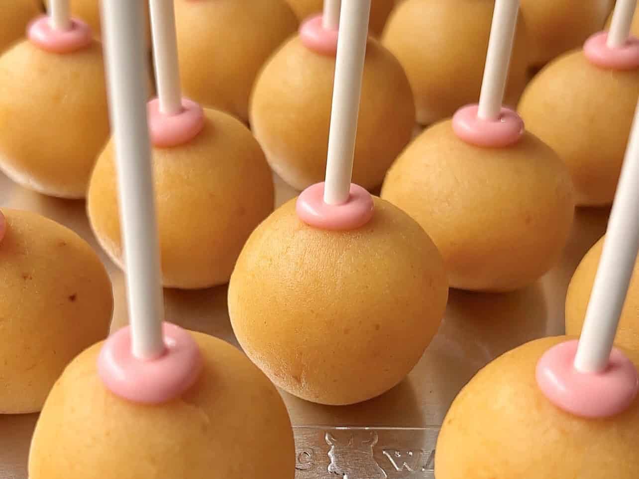 chill cake pops again in freezer after stick is attached