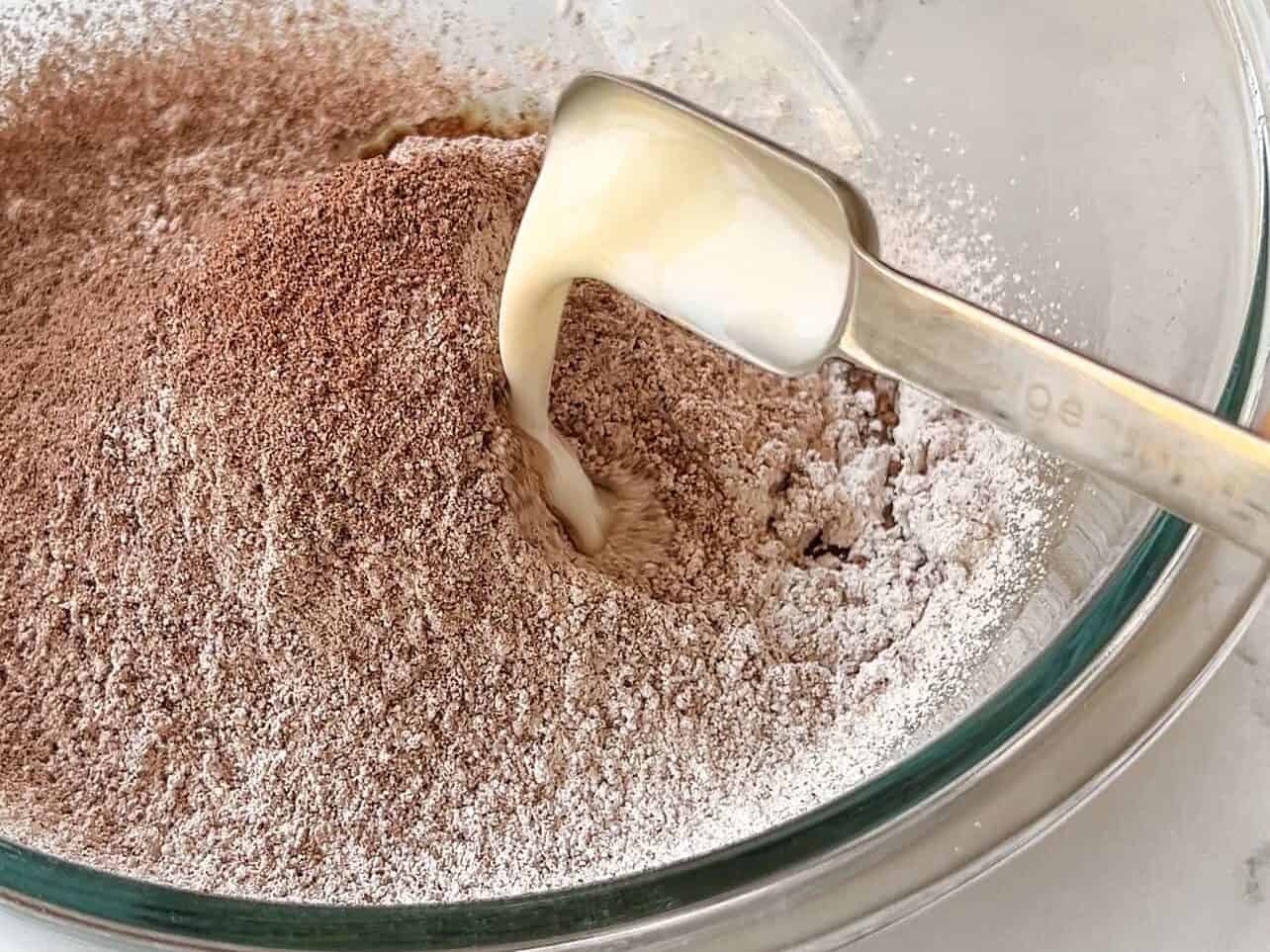 make a quick homemade chocolate buttercream