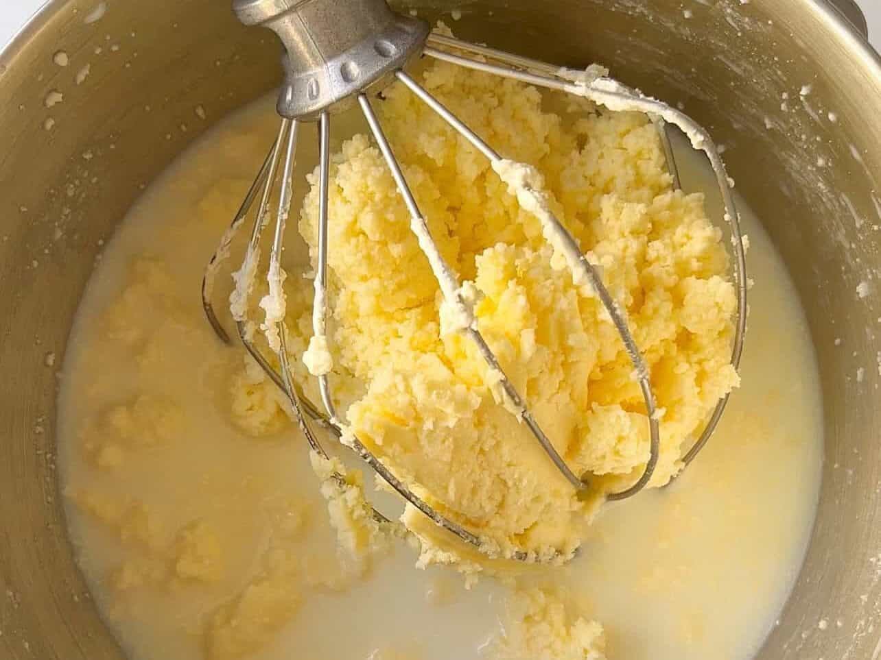 Homemade Butter (Only 1 Ingredient) | happytummy702