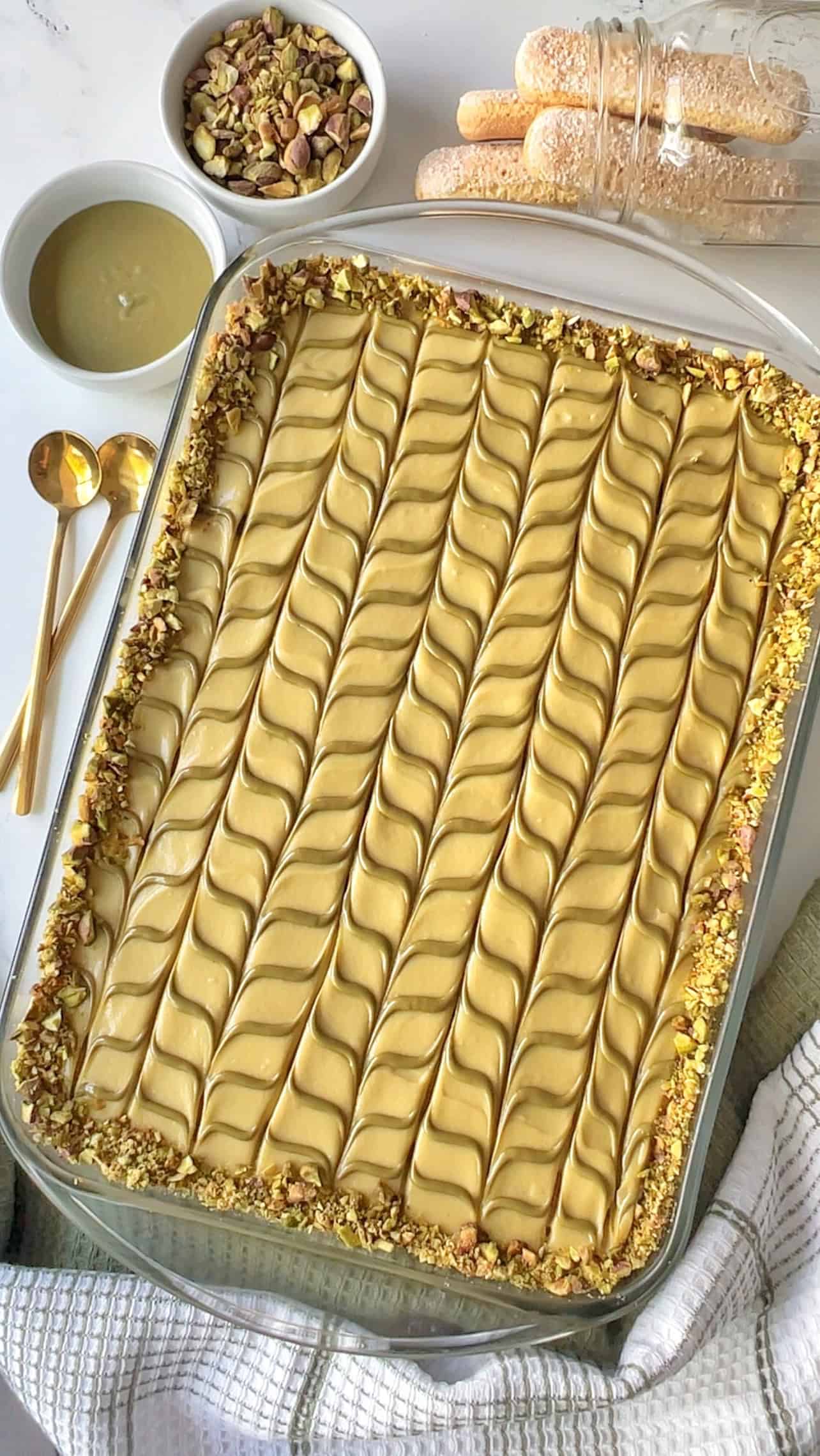 pistachio tiramisu