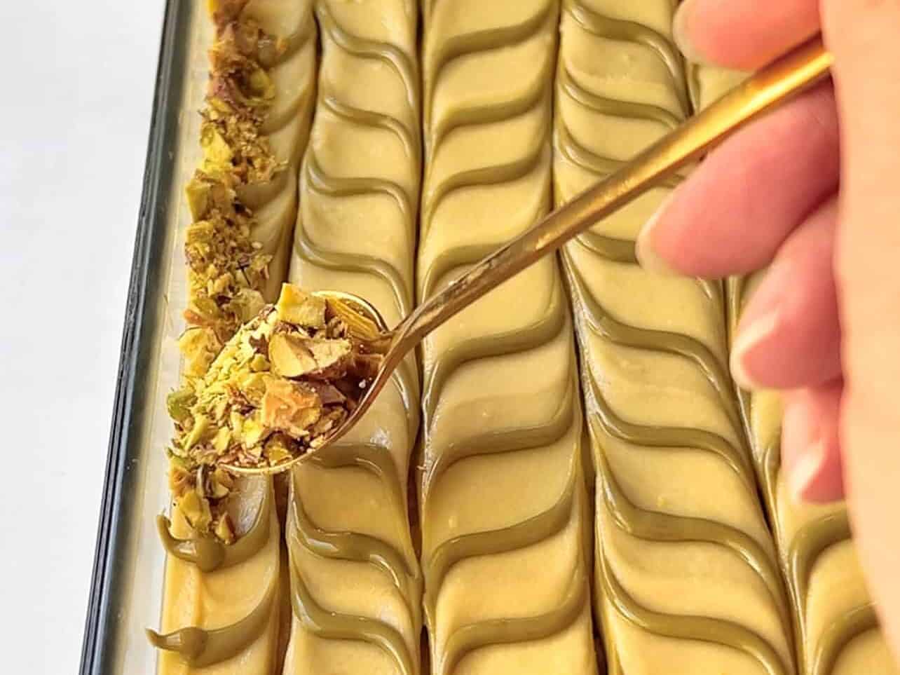 finish with chopped pistachios along the edge