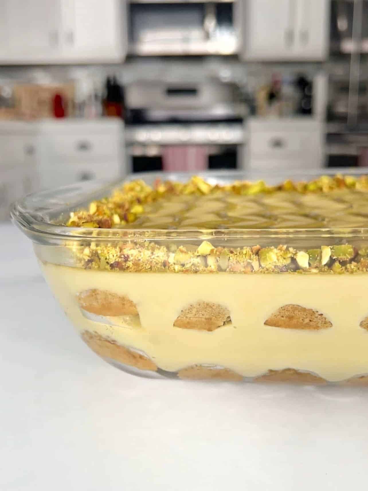 layers of pistachio tiramisu