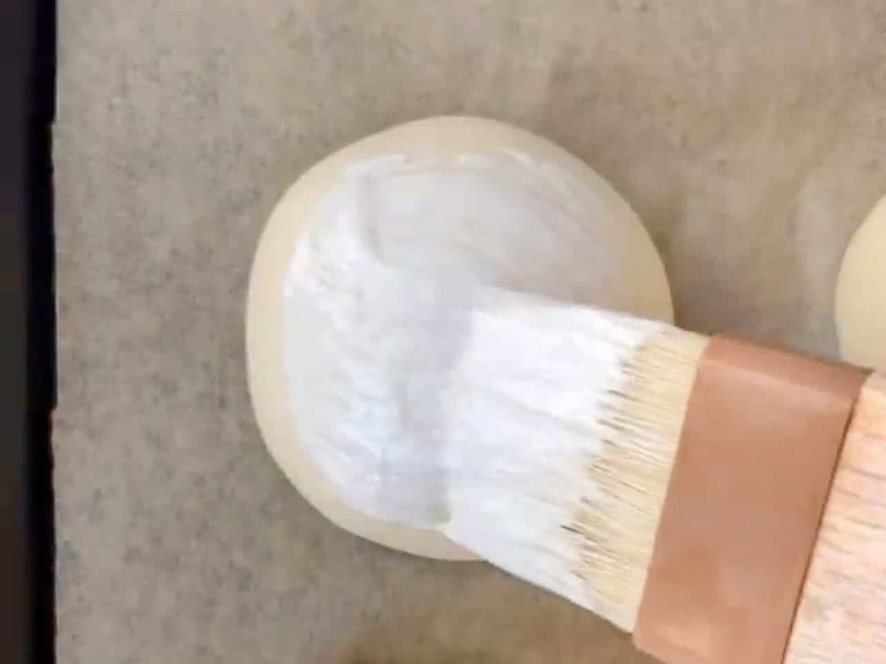 brush on dutch crunch paste on dough