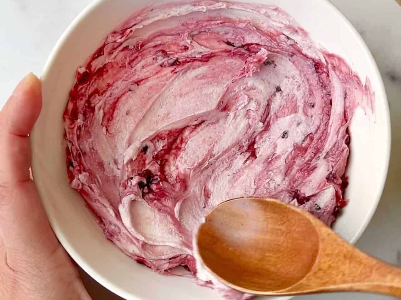 marble blackberry jam with soft goat cheese