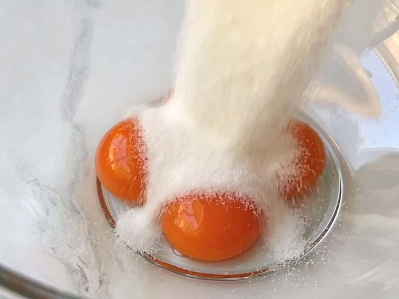 tempering eggs over double boiler