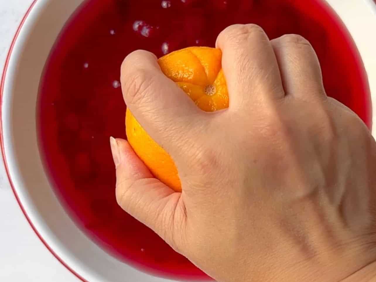 using orange juice to make cranberry dunking syrup