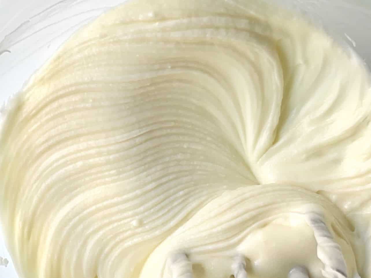 use clear vanilla for starbucks cranberry bliss bar frosting