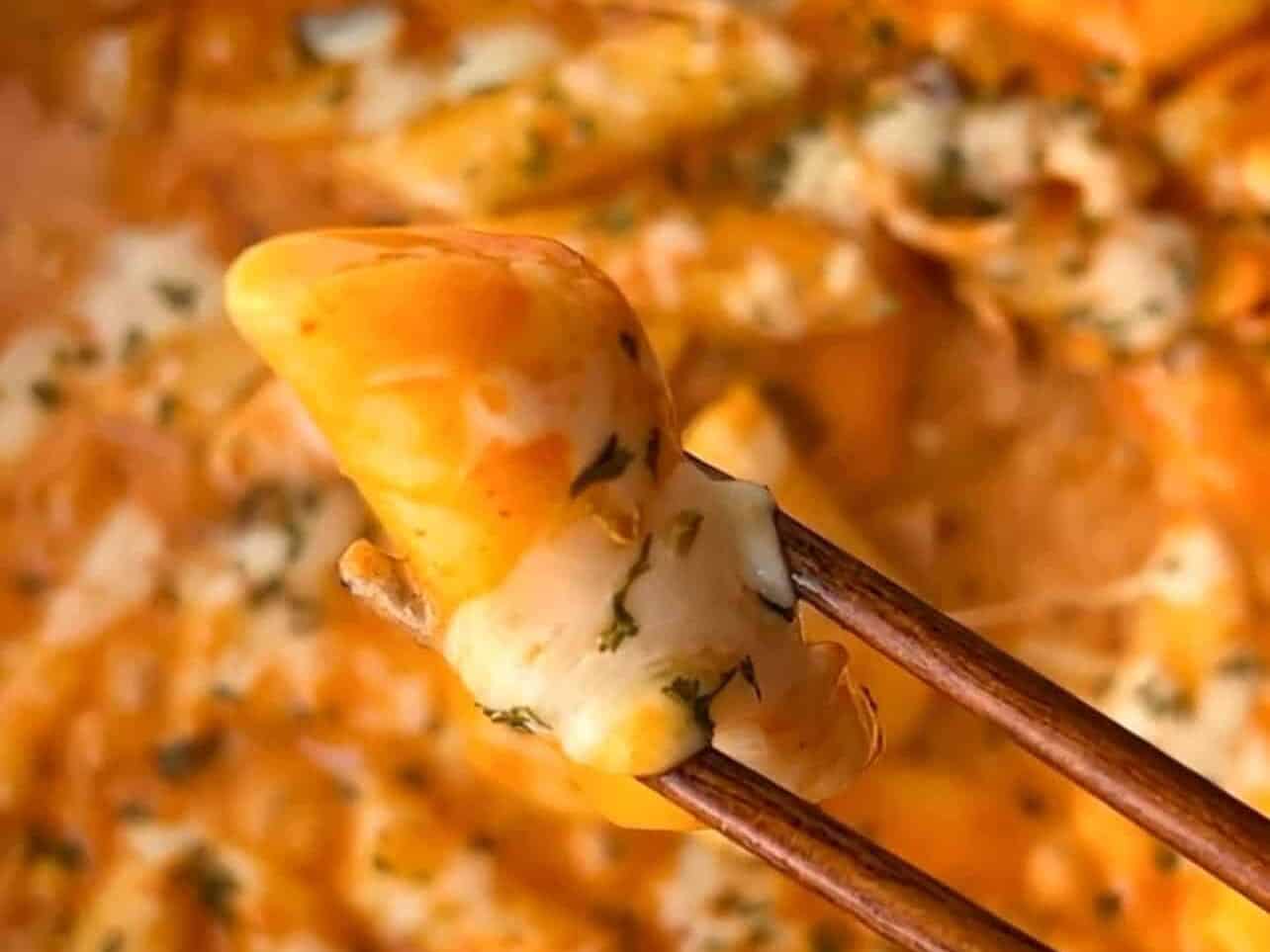 chewy rice cakes for Rosé Tteokbokki