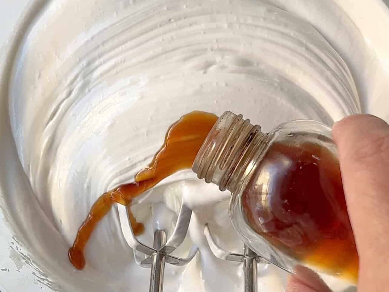 add vanilla as marshmallow thickens