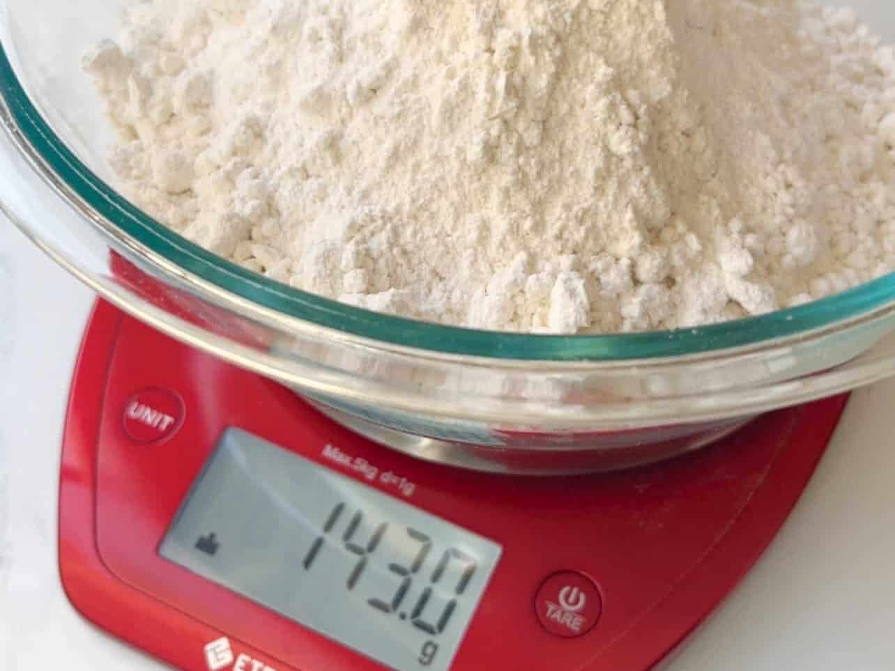 measure dry ingredients accurately