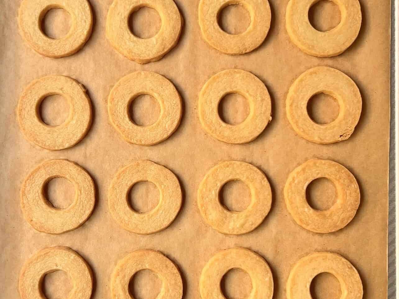 golden brown baked shortbread cookie rings