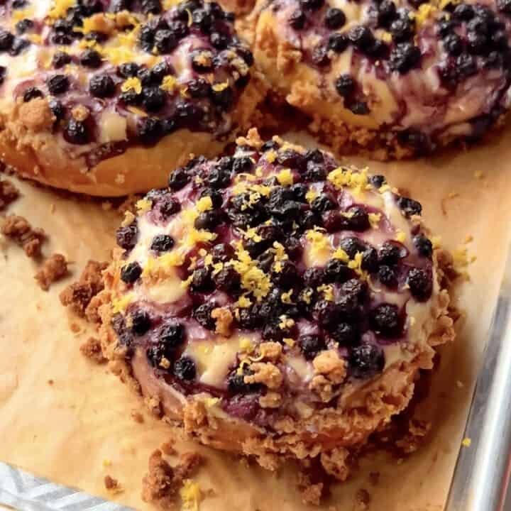 Blueberry Lemon Cheesecake Crumble Brioche Rolls