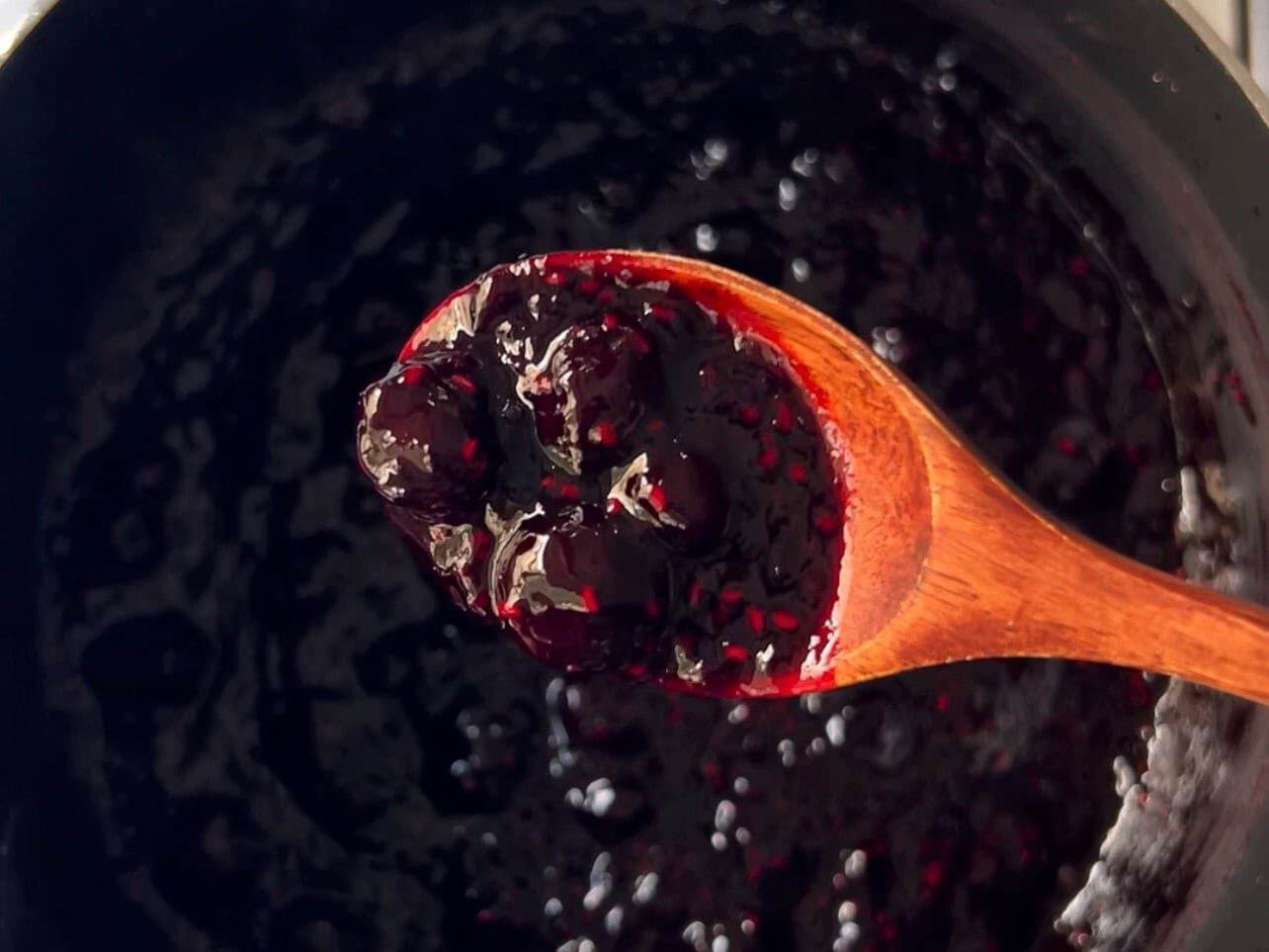 Fruit compote thickened to jammy consistency